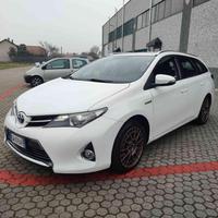 TOYOTA Auris Touring Sports 1.8 Hybrid Lounge