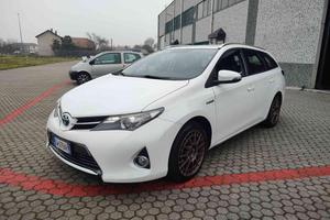 TOYOTA Auris Touring Sports 1.8 Hybrid Lounge