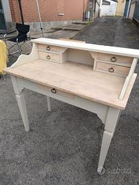 scrittoio restaurato stile shabby shick