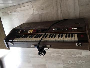 Organo vintage anni 70 farfisa lr