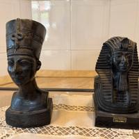 Coppia di busti egizi - di Nefertiti e tutankhamon