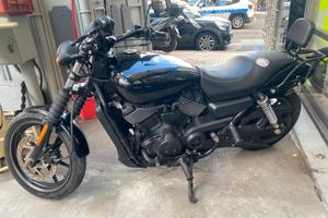 Harley davidson street 750