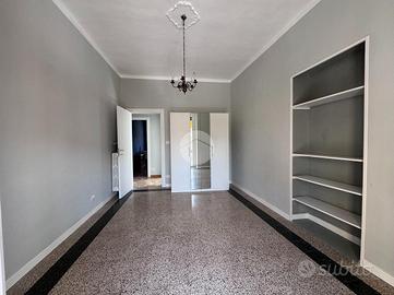 3 LOCALI A TORINO