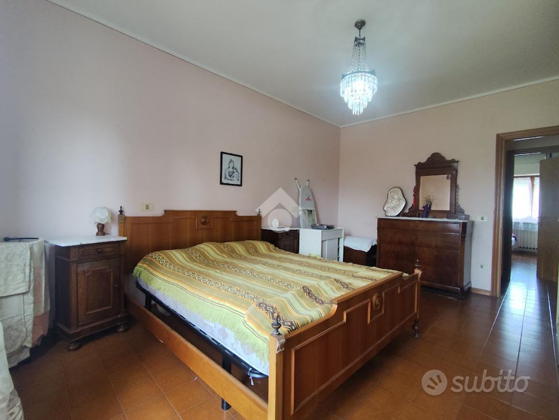 4 LOCALI A MONTEFALCO - Vista 5