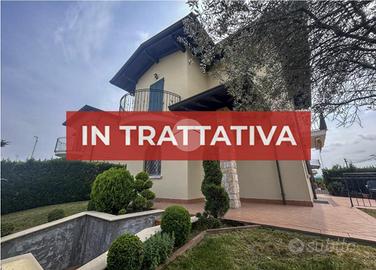 VILLA SINGOLA A TRENZANO