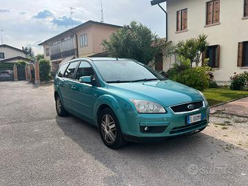 Ford Focus Ghia