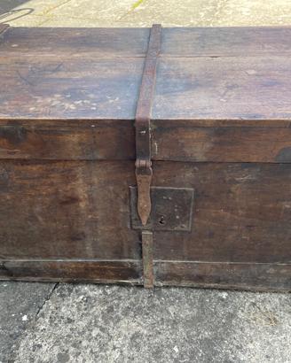 Baule antico da viaggio in legno
