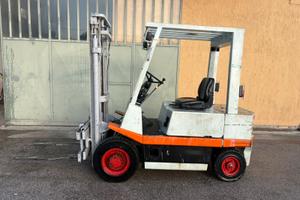 Carrello elevatore OM