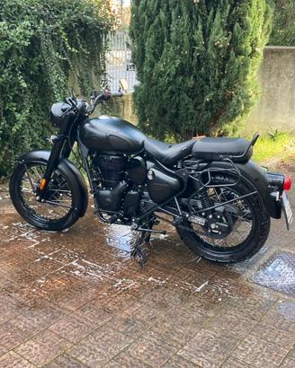Royal Enfield Classic 350 Stealth Black