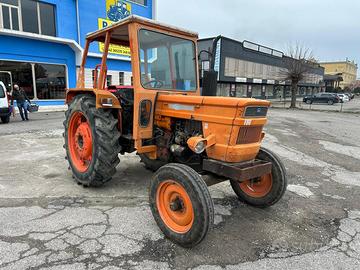Fiat OM 650 con tettuccio di protezione