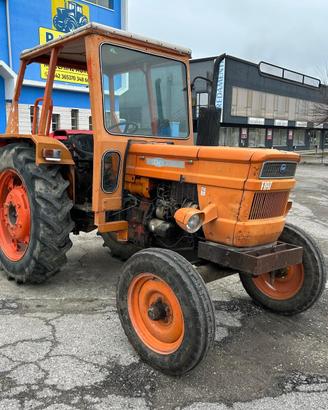 Fiat OM 650 con tettuccio di protezione