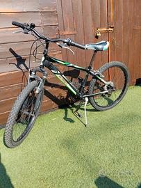 Bicicletta Mountain bike Taglia 34 copertone 24