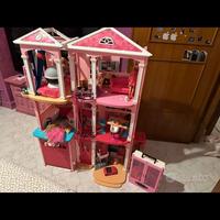 casa di Barbie+ camper e accessori 