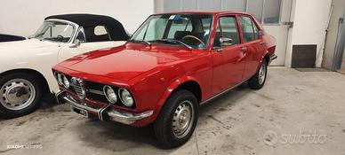 RARA Alfa Romeo Alfetta 1800 SCUDO STRETTO (ROSSO 