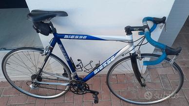 Bici da corsa artigianale 100% made in italy