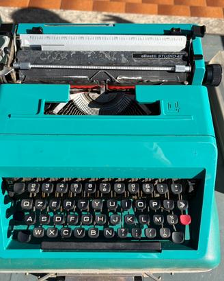Macchina da scrivere olivetti studio 45