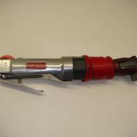 AVVITATORE AD ANGOLO AD ARIA SNODATO DA ½
