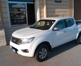 Nissan Navara pick up N1 autocarro 5 posti