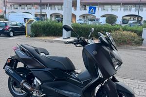 Yamaha Xmax 300 Tech Max