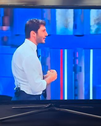 Smart TV Samsung 46" Full HD - Modello UE46F6320 