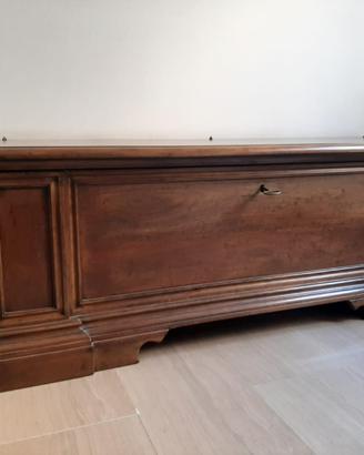 Cassapanca in legno massello