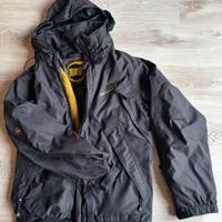 Giubotto snowboard Bastard e pantaloni Quiksilver