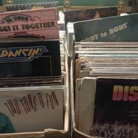 dischi vinile mix e lp anni 70/80/90 leggere.descr