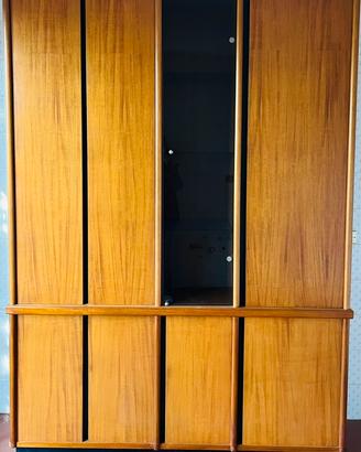 Armadio in legno