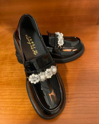 Mocassini donna in vernice nera