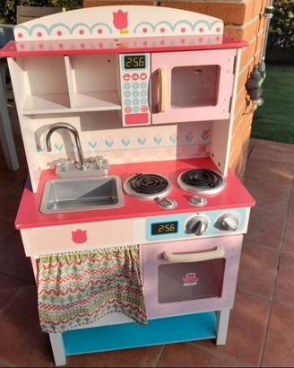 Cucina giocattolo bimba