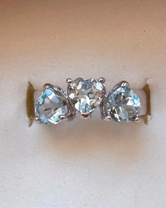 Anello artigianale in argento 925.