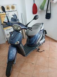 moto piaggio liberty