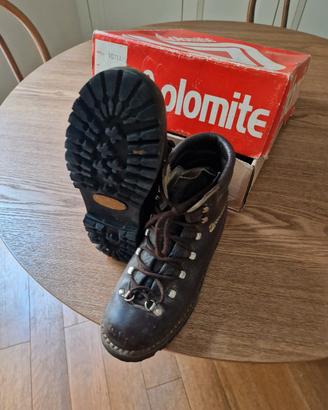 scarpone vintage trekking montagna
