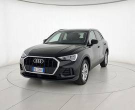 Audi Q3 35 TDI S tronic Business