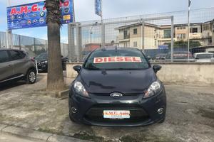Ford Fiesta 1.4 TDCi 70CV 5 porte Titanium