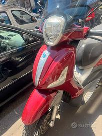 Scooter beverly 300s