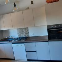 Cucina su misura beige