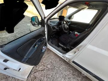 Fiat Doblo’ passo corto