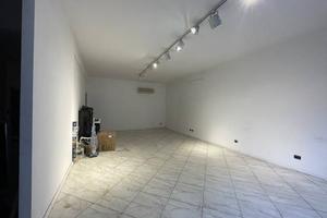 Immobile di 94 m² con 2 locali a Parma