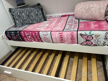 Letto singolo con cassetto a scomparsa