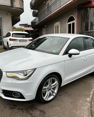 AUDI A1 SPB 1.6 TDI S line edition