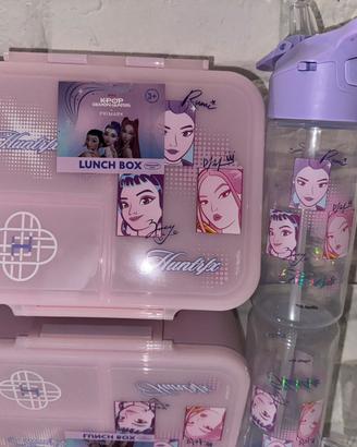 Huntrix borraccia e lunch box KPop Demon Hunters