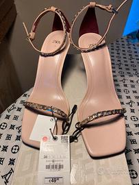 Scarpe con tacco