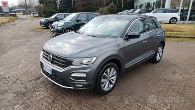 VOLKSWAGEN T-Roc T-Roc I 2017 1.5 tsi Style