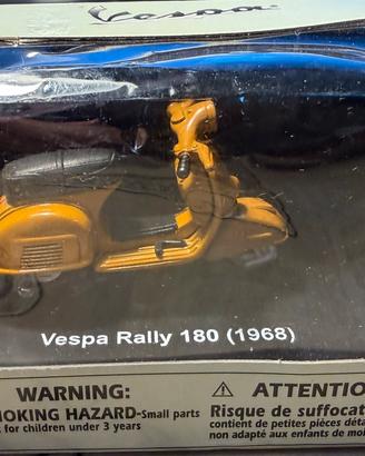 Bburago Vespa Rally 180 1/32 NewRay Bijou coll