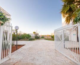 Porto Cesareo Villa 12 Posti Letto Con Barbecue