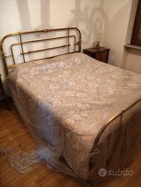 Letto in ottone 
