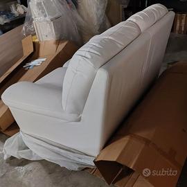 Divano modello "Sara" di Mondo Convenienza