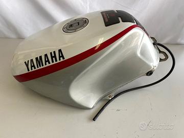 Serbatoio Yamaha FJ 1200 usato