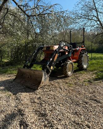 Trattorino Kubota bulltra B 1-15